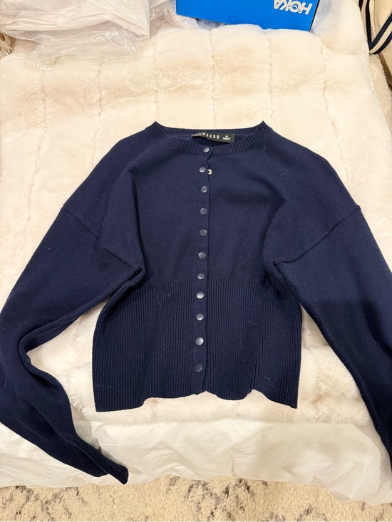 Lioness Sweaters - Lioness Sweater
